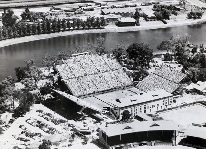 Memorial Drive, Adelaide