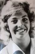 Lesley HUNT